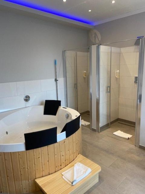 Friesenhof Nieblum - Hotel Garni Екстер'єр фото