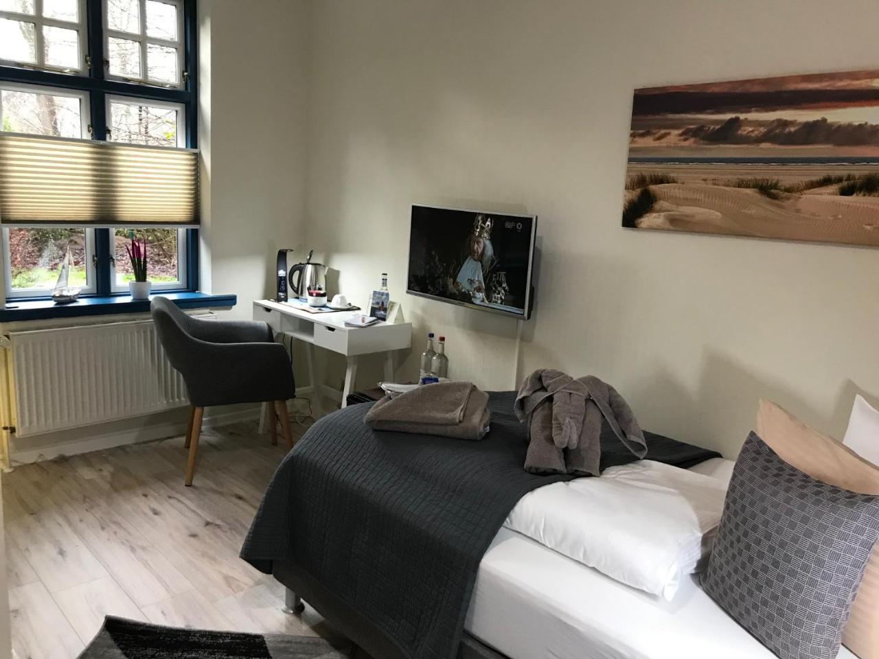 Friesenhof Nieblum - Hotel Garni Екстер'єр фото