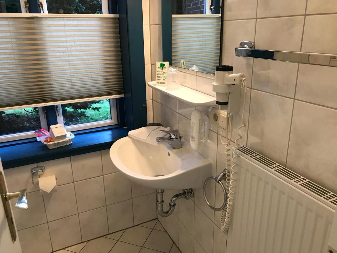 Friesenhof Nieblum - Hotel Garni Екстер'єр фото